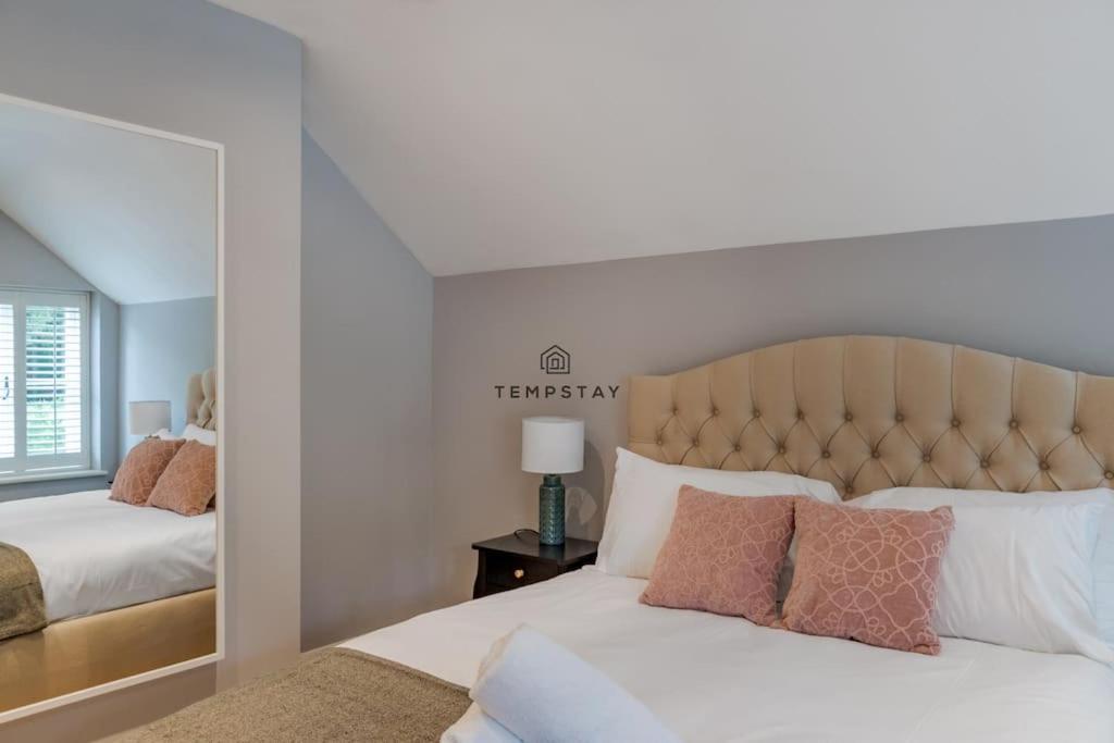 Cosy Family Near Thorpe Park & Legoland
