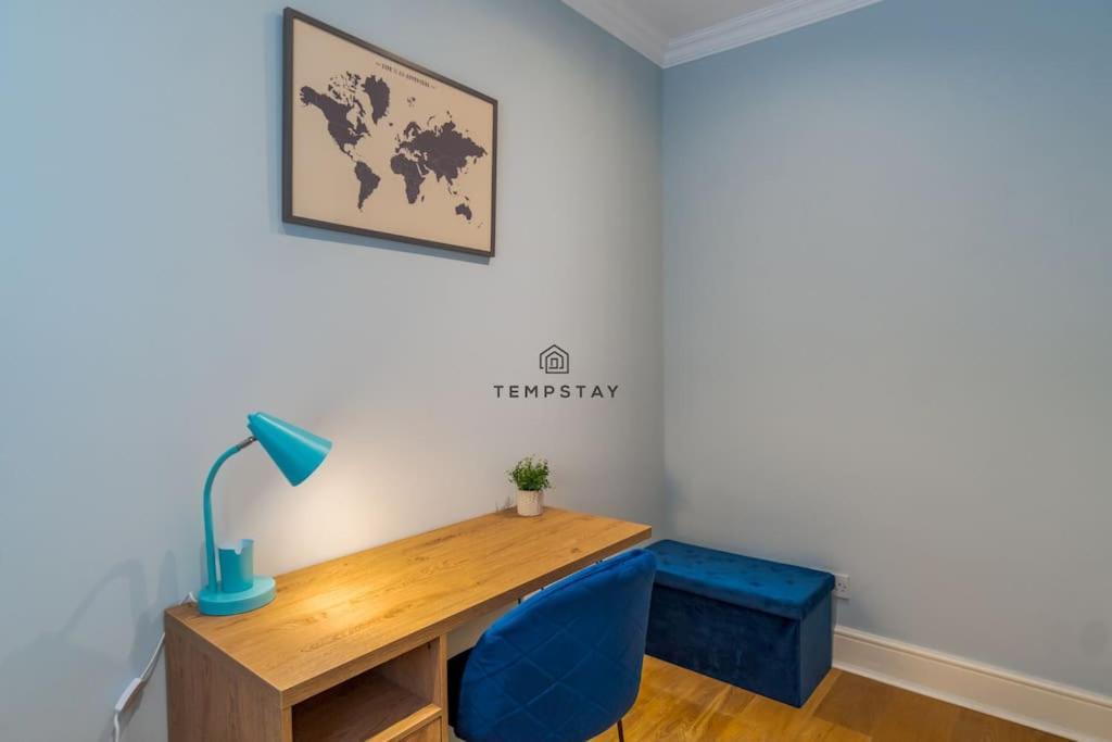 Cosy Family Near Thorpe Park & Legoland Old Windsor