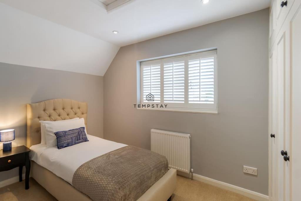 Cosy Family Near Thorpe Park & Legoland * Old Windsor